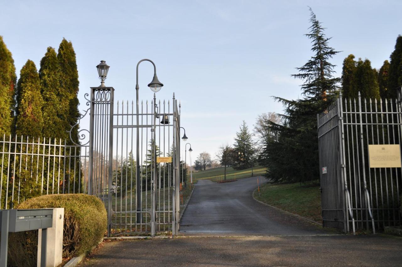 Domaine De Mont-renaud Hotel Boncourt
